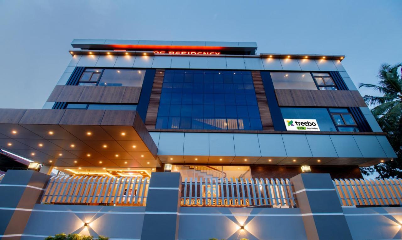 Treebo Amigos Residency Cochin Airport Hotel Kochi Bagian luar foto